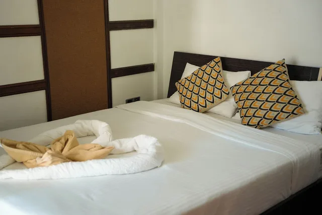 Ripple Beach Inn، Male 17/50