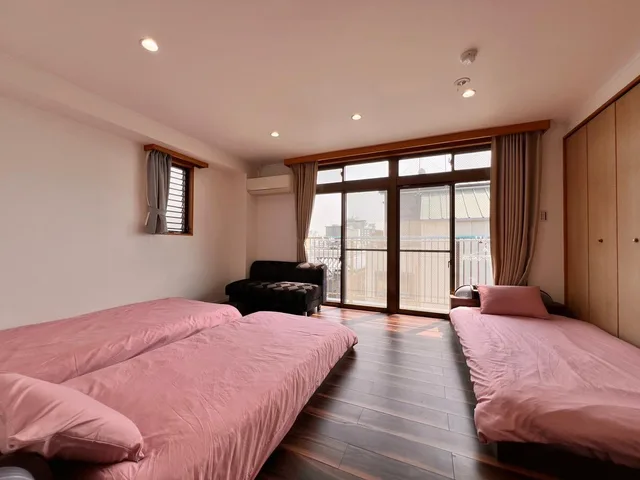 غرفة ثلاثية بإطلالة على المدينة، Guest House WA - Hostel 1/1