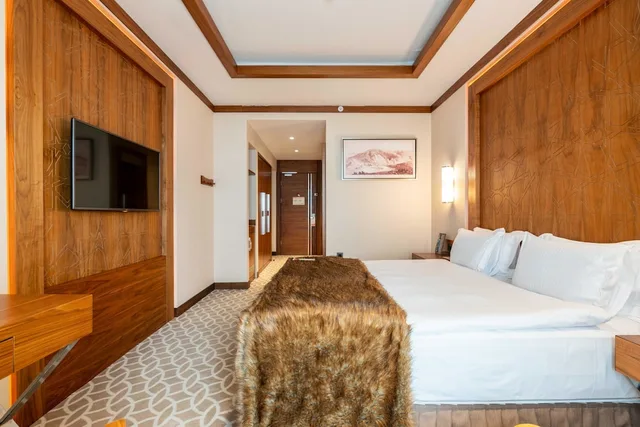 Deluxe, Queen Bed, RAMADA RESORT ERCIYES 4/10