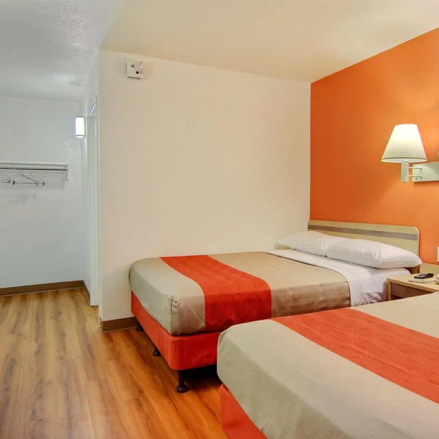 غرفة ديلوكس رباعية، Motel6 Kingsville, TX 2/8