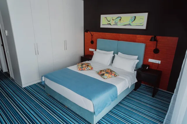 غرفة كلاسيكية بسرير مزدوج بشرفة، Tangerine Apart Hotel Batumi 1/10