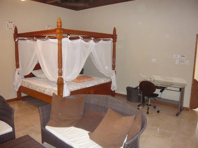 Suite, Queen Bed, Ocean Front, Eco Village Iriomote 2/10