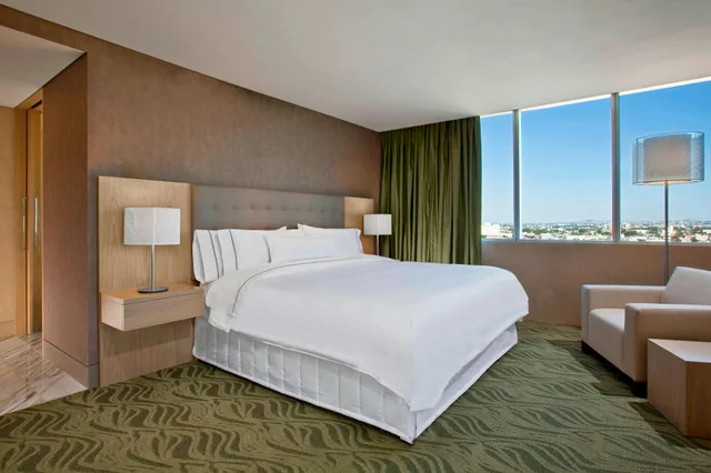 Suite, THE WESTIN GUADALAJARA 1/3