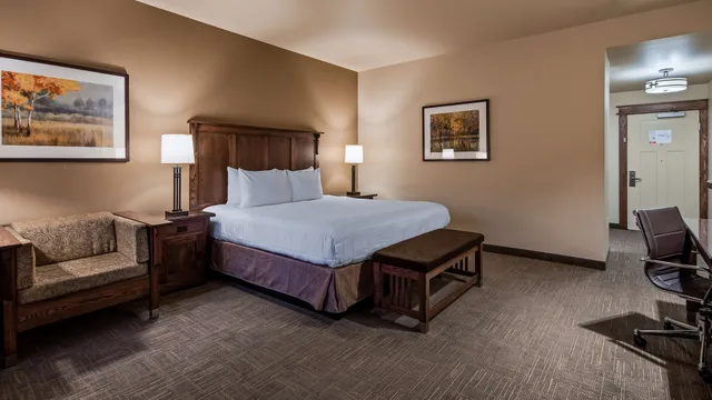 غرفة قياسية بسرير كينج بشرفة لذوي الإعاقة، Best Western Plus High Country Inn 9/10