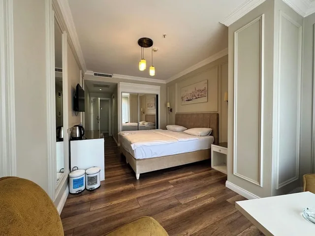 غرفة قياسية ثلاثية بسرير مزدوج وسرير فردي، Villa Vanilla 2/2