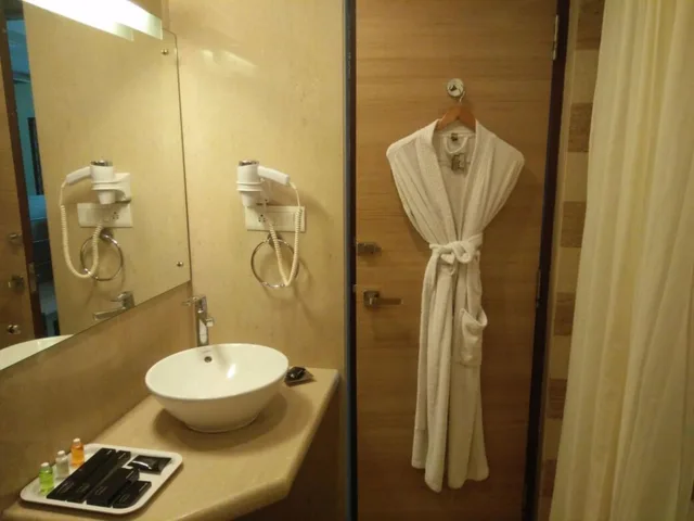 جناح تنفيذي بسرير كينج، Goldfinch Retreat 9/10