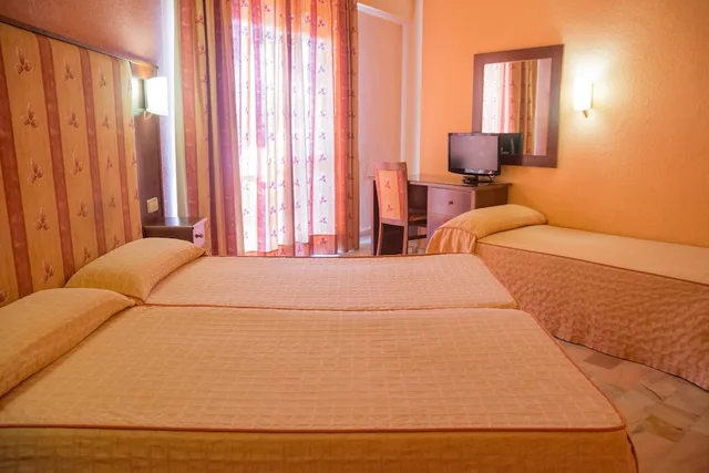 غرفة بسرير مزدوج، BLUESEA Costa Serena 6/10