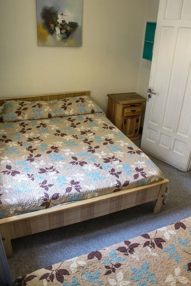 غرفة ثلاثية بحمام مشترك، Forestal Hostal 9/10