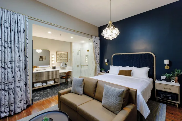 غرفة بسرير كينج، Hotel Trundle 1/3