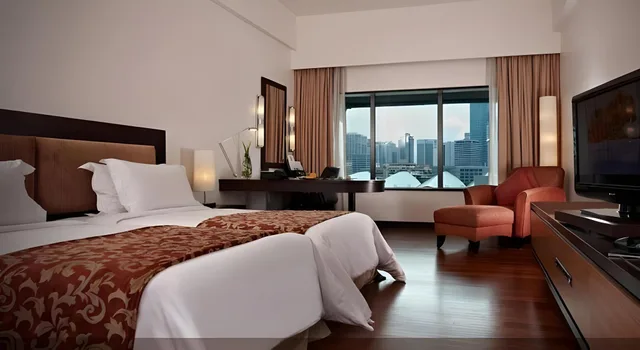 غرفة ديلوكس بسرير كينج وسريرين منفصلين، Impiana KLCC Hotel 1/3