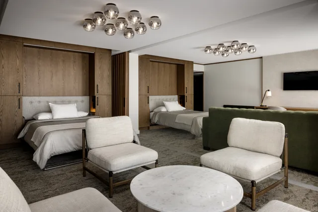 جناح بسريرين كوين، Banff Park Lodge 6/10
