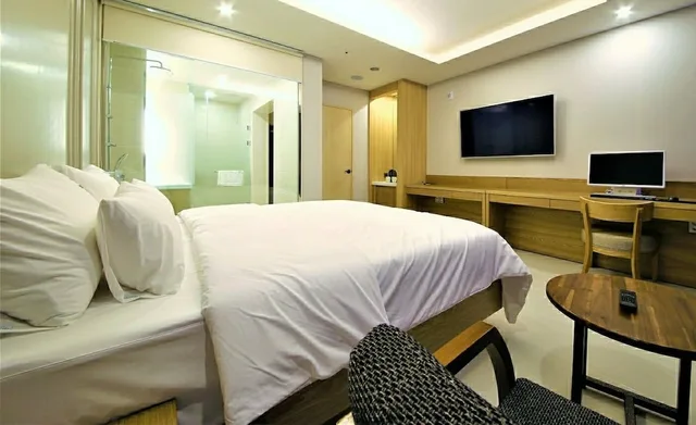 غرفة سوبيريور بسرير مزدوج، Time Square Hotel 1/5