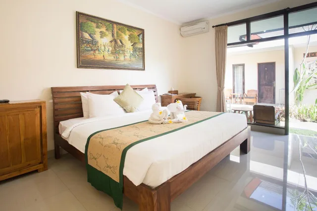 جناح بسرير كوين، Blanjong Home Stay 1/1