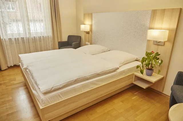 غرفة قياسية بسرير مزدوج، Flair Hotel Zum Schiff 1/2