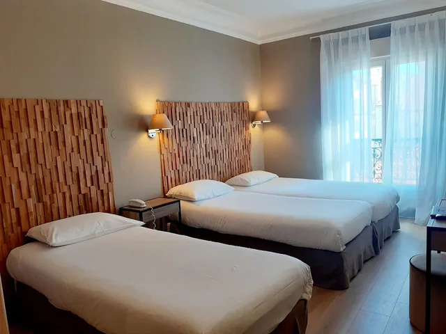 غرفة قياسية ثلاثية بسرير مزدوج وسرير فردي، LA VILLA TOSCA 2/3