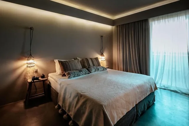 جناح جونيور بسرير كوين مع أريكة، More Meni Residence and Suites 1/1