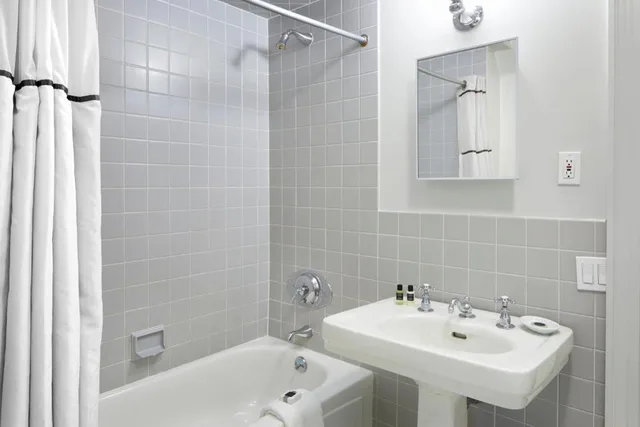 Estate, Guest Room, Double Bed، Tarrytown House Estate 2/2