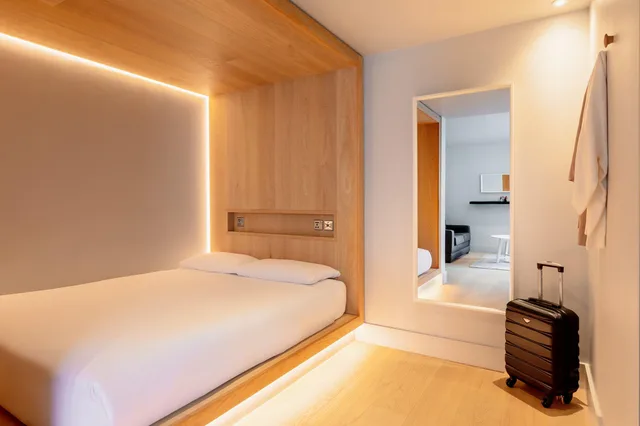 Standard, 4 Double Beds, Zedwell Piccadilly Circus 1/2