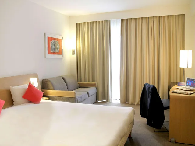 غرفة سوبيريور بسرير مزدوج، Novotel Constantine 1/3