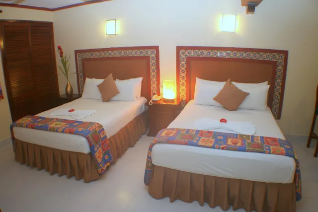 جناح، Suites Cancun Center 2/7