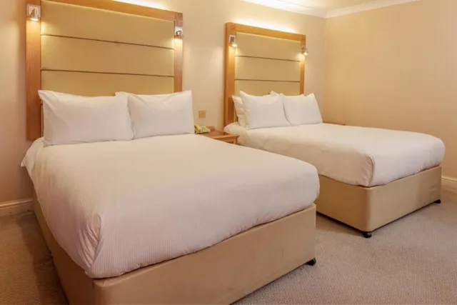 Deluxe, 2 Double Beds, Forest Pines Spa and Golf Resort 3/4