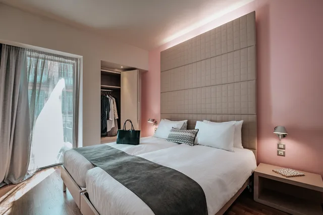 غرفة قياسية ثلاثية، Domotel Olympia Urban Chic Hotel 2/3