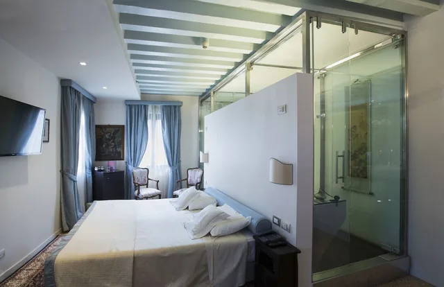غرفة قياسية بسرير مزدوج، Ca' Nigra Lagoon Resort 2/4