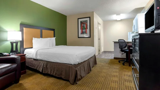 غرفة بسرير كوين، Extended Stay America - Montgomery - Eastern Blvd. 2/8