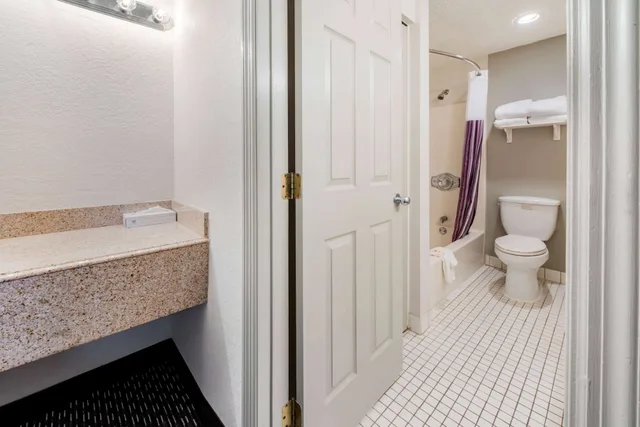 غرفة بسريرين مزدوجين، La Quinta Inn by Wyndham Ft. Lauderdale Tamarac East 7/10