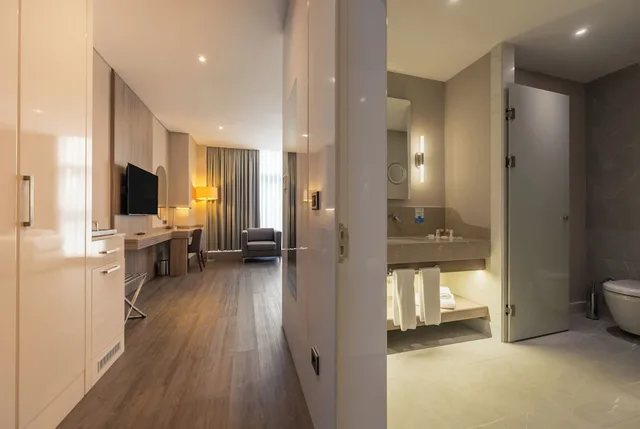 غرفة سوبيريور بسرير كينج، Ramada Encore By Wyndham Bayrampasa 4/4
