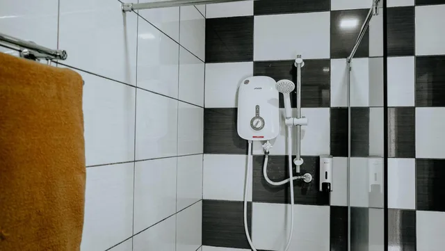 غرفة بسرير كوين بشرفة، Destini Akef Villa 8/8