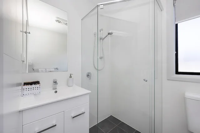 فيلا سوبيريور بسرير بطابقين وسريرين كوين، Reflections Holiday Park Forster Beach 1/1