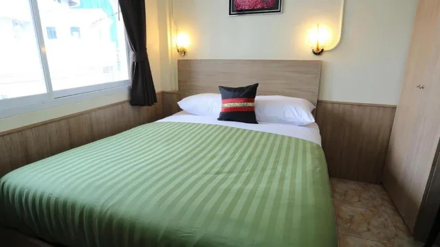 غرفة سوبيريور بسرير مزدوج، Sukhumvit 20 Guest House 1/2