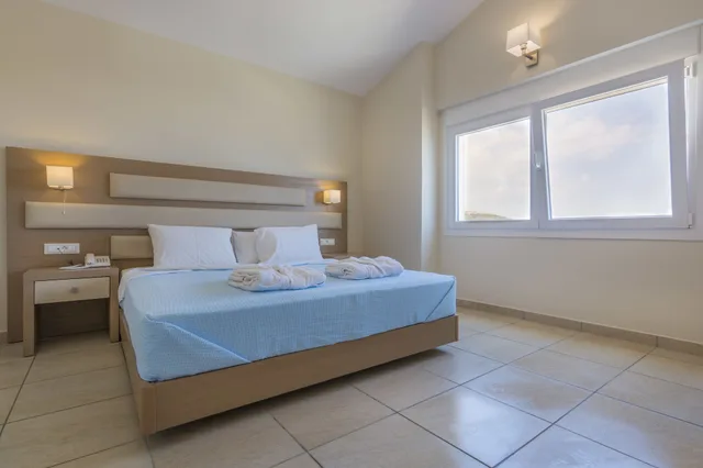 شقة بسرير مزدوج بإطلالة على البحر مع أريكة، Sea View Resorts and Spa 1/2