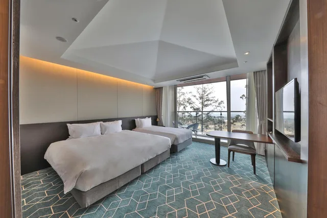 غرفة عائلية بسريرين منفصلين، Camphortree Hotel And Resort 1/5