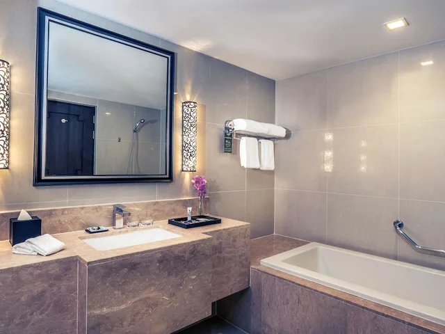 غرفة ديلوكس بسريرين منفصلين بحوض استحمام، Mercure Bangkok Sukhumvit 11 10/10