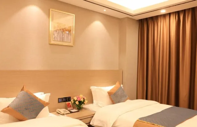 غرفة إليت بسريرين منفصلين، Five Rams City Hotel 1/4