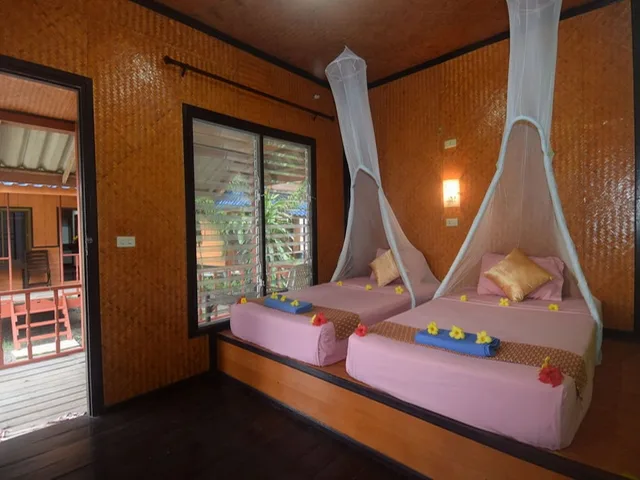 غرفة ديلوكس بسريرين منفصلين، Lanta Long Beach Hostel 1/1