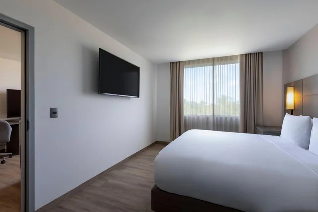 جناح بسرير مزدوج بشرفة بغرفتي نوم، Residence Inn by Marriott Cancun Hotel Zone 5/8