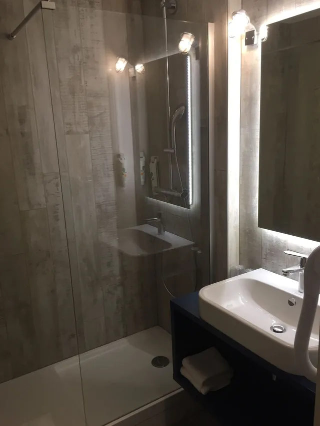 Room, Double Bed, Country Side View, Sofa، Ibis Styles La Rochelle Thalasso Chatelaillon 8/10