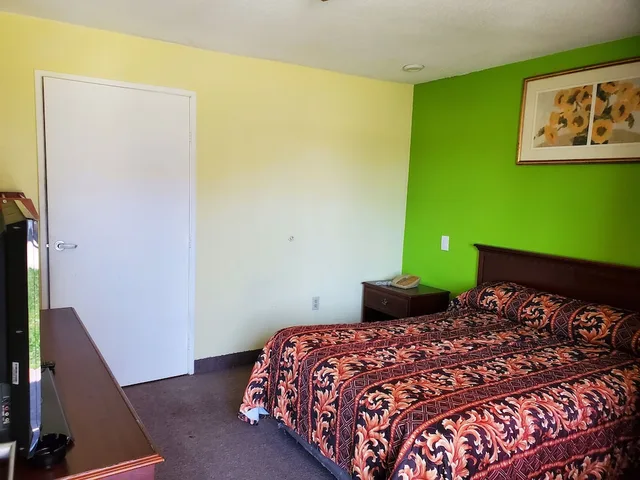 غرفة بسرير فردي لذوي الإعاقة، Travel Inn Motel 1/2
