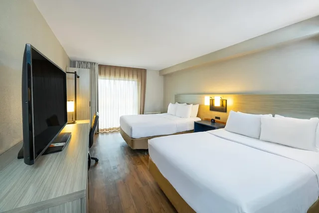 غرفة بسريرين كوين، Comfort Inn Yarmouth 2/6