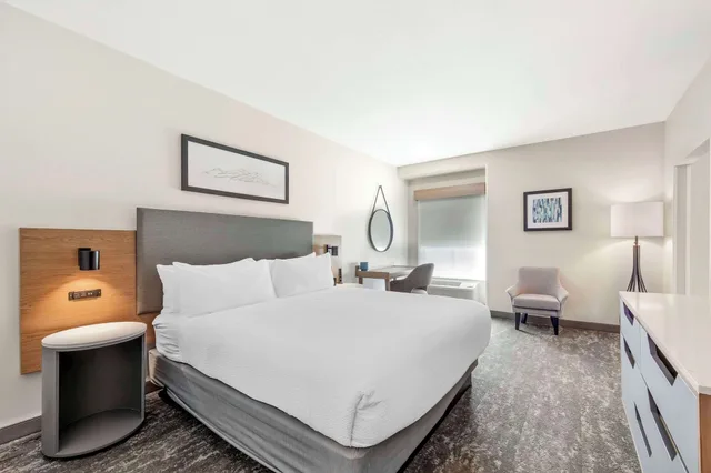 غرفة قياسية بسرير كينج، Kiota Inn & Event Center Sutter Creek, an Ascend Collection Hotel 8/10