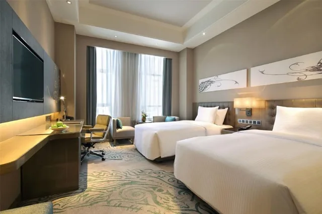 Executive, Twin Beds, Wanda Realm 1/7