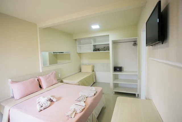 غرفة قياسية ثلاثية بسرير مزدوج وسرير فردي، Tropicanas Apart Hotel 1/10