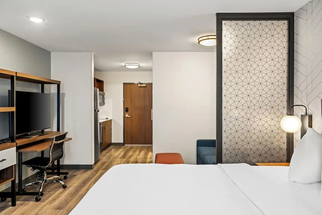 جناح بسرير كينج، Everhome Suites Rochester Greece 1/10