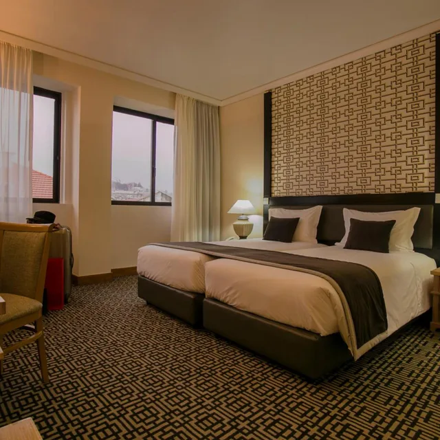 غرفة سوبيريور بسرير مزدوج أو سريرين منفصلين بإطلالة على المدينة، Hotel Mundial 4/7