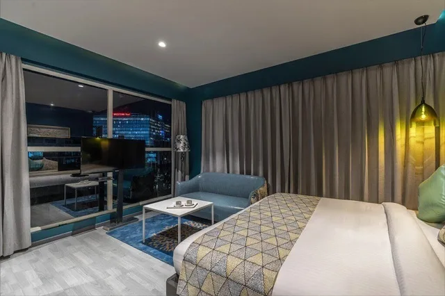 استوديو بسرير كينج، Hotel Bl 2/4