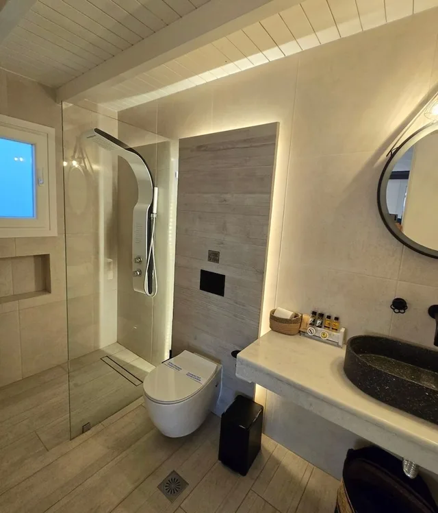 غرفة سوبيريور بسرير كوين بإطلالة على البحر، Afrodite Hotel 6/9