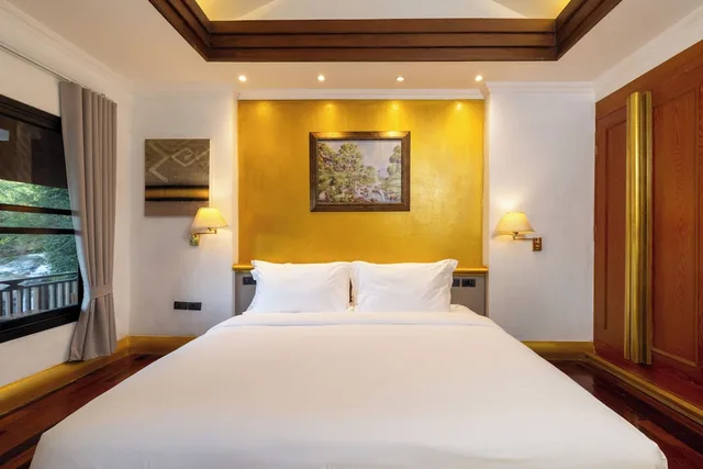غرفة ديلوكس بسرير كينج بإطلالة على الجبل، Kangsadarn Resort 2/10
